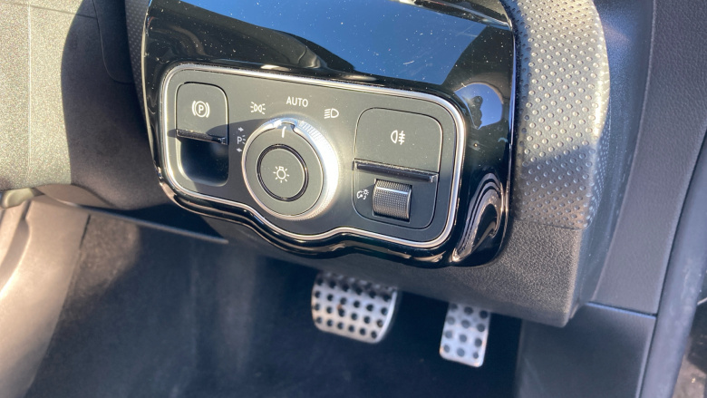 Mercedes-Benz CLA 180 AMG Line Premium 4dr Tip Auto Petrol Saloon